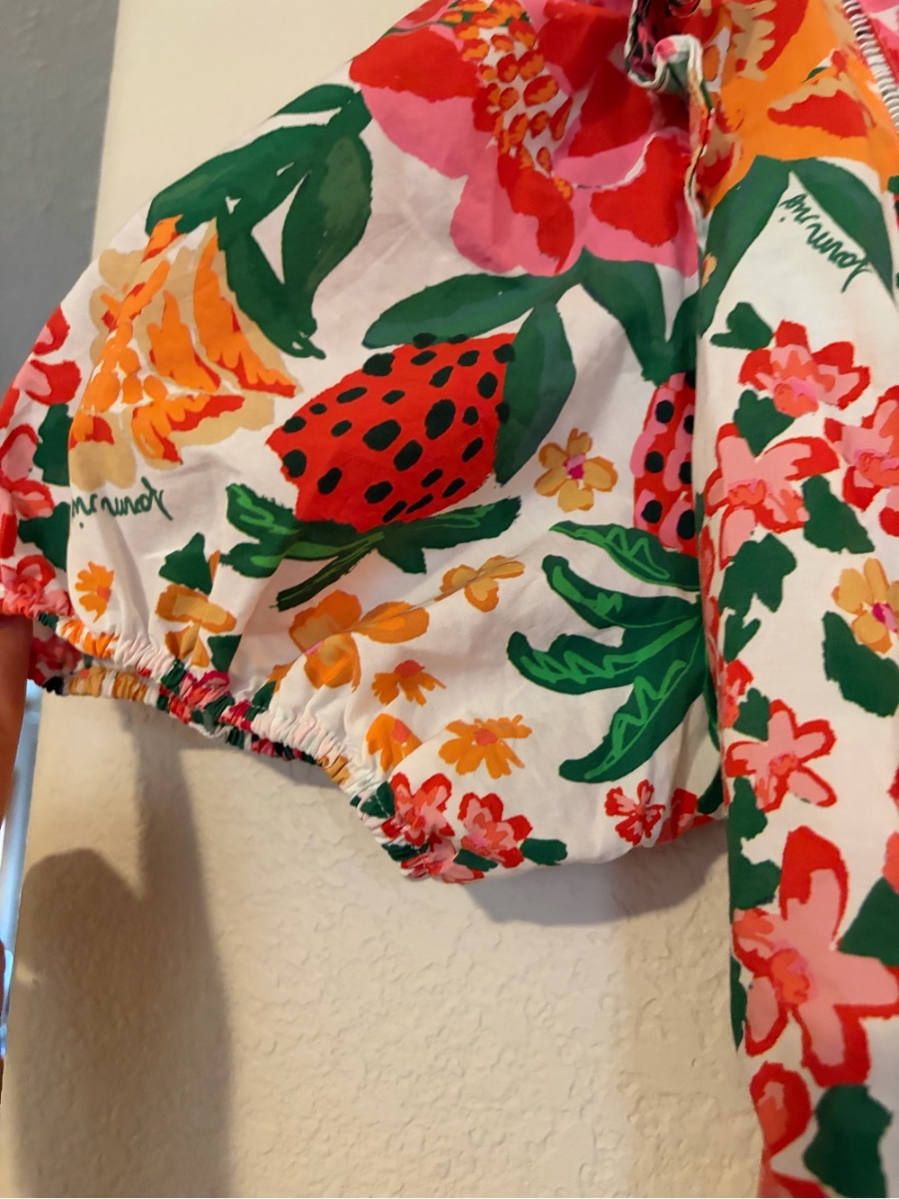 Farm Rio Flowerful Sketch Romper size XL Strawberry Print Jumpsuit - Picture 7 of 10